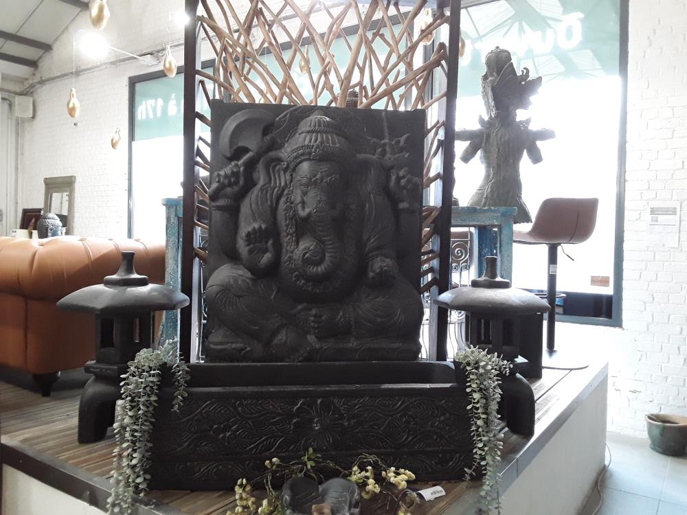GANESH FONTAINE DE JARDIN SUR SOCLE AVEC POMPE 