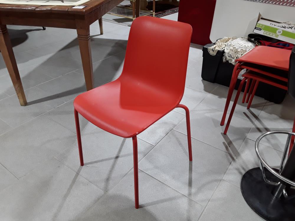 SÉRIE 4 CHAISES ROUGE DESIGN DÉCO EUROPA MODÈLE PARIS