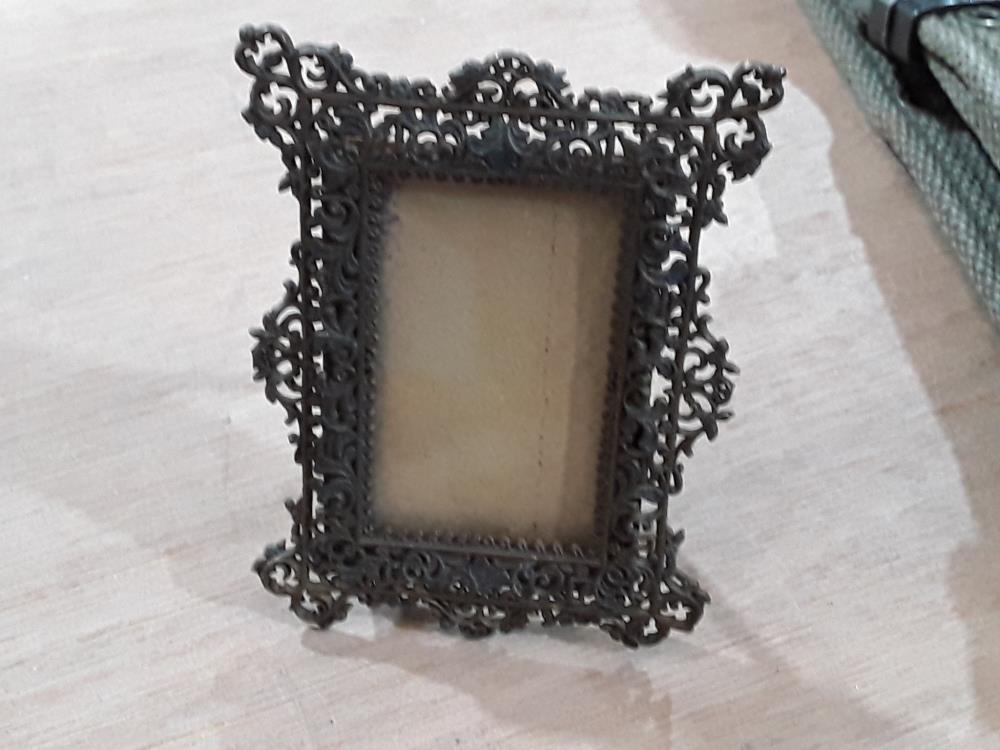 CADRE MINIATURE FIN 19ÈME POLYCHROME 