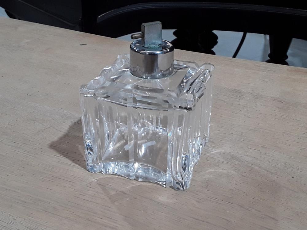 FLACON À PARFUM EN CRISTAL TAILLÉ VAL ST BLAMBERT