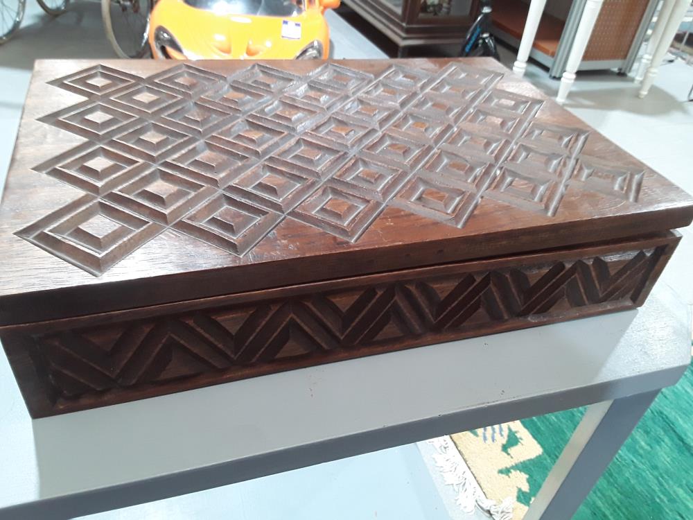 COFFRET COLLECTION DE PIERRES CONGO AVEC EXPLICATIF