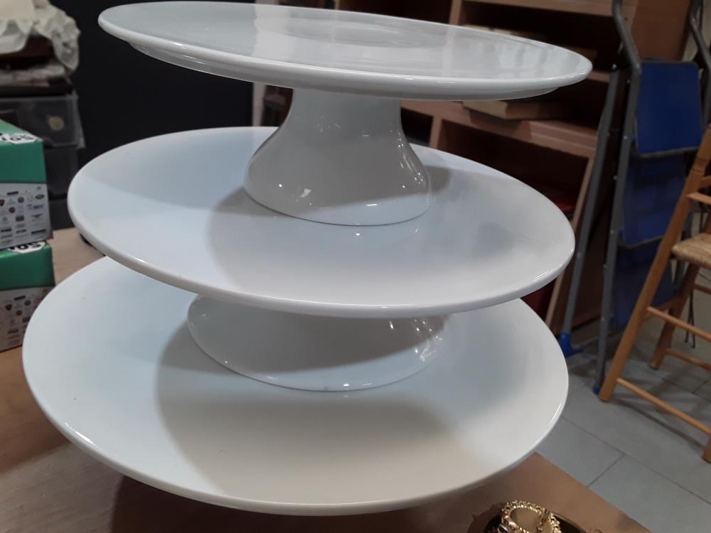 SERIE DE 3 PLATEAUX MONTAGE PATISSERIE
