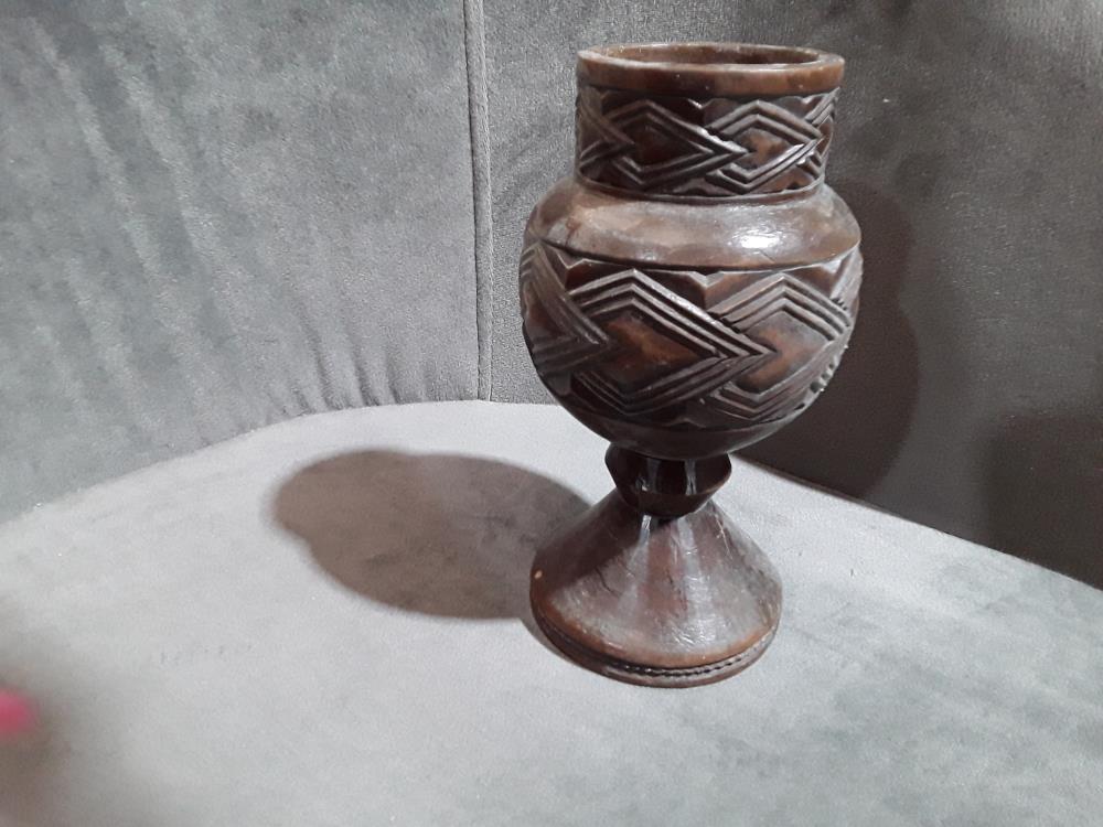 COUPE EN BOIS SCULPTÉ CONGO