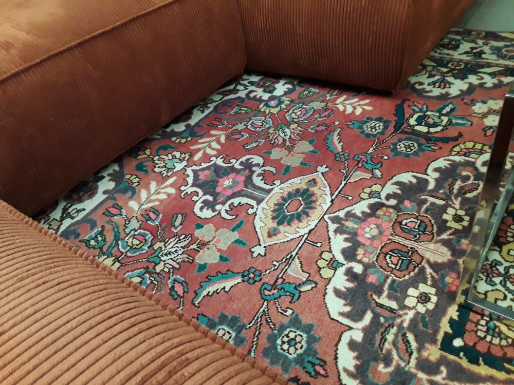 TAPIS PERSAN FLORAL ROUGE ET CRÈME  NOUÉ MAINS 