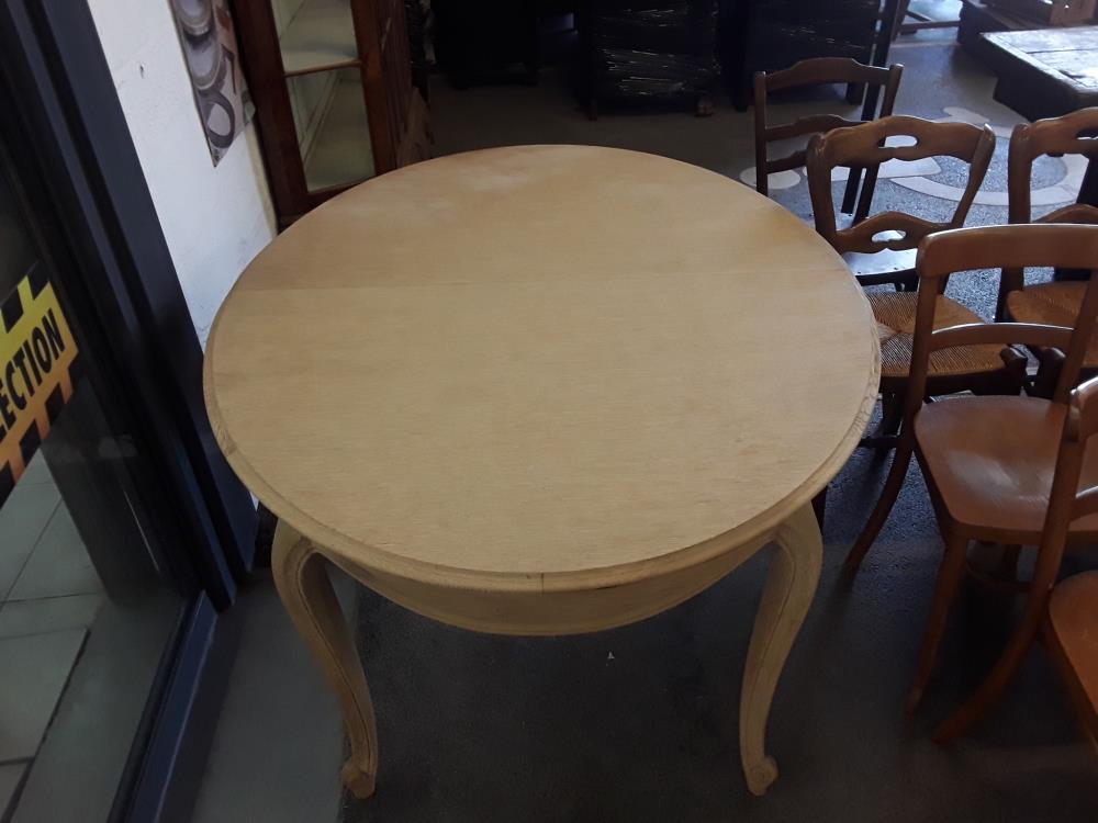TABLE OVALE CHÊNE AVEC  2 ALLONGES 