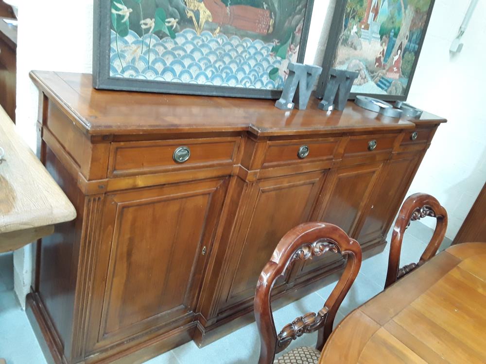 DRESSOIR 4 PORTES EN MARISIER DE ST LOUIS XVI 