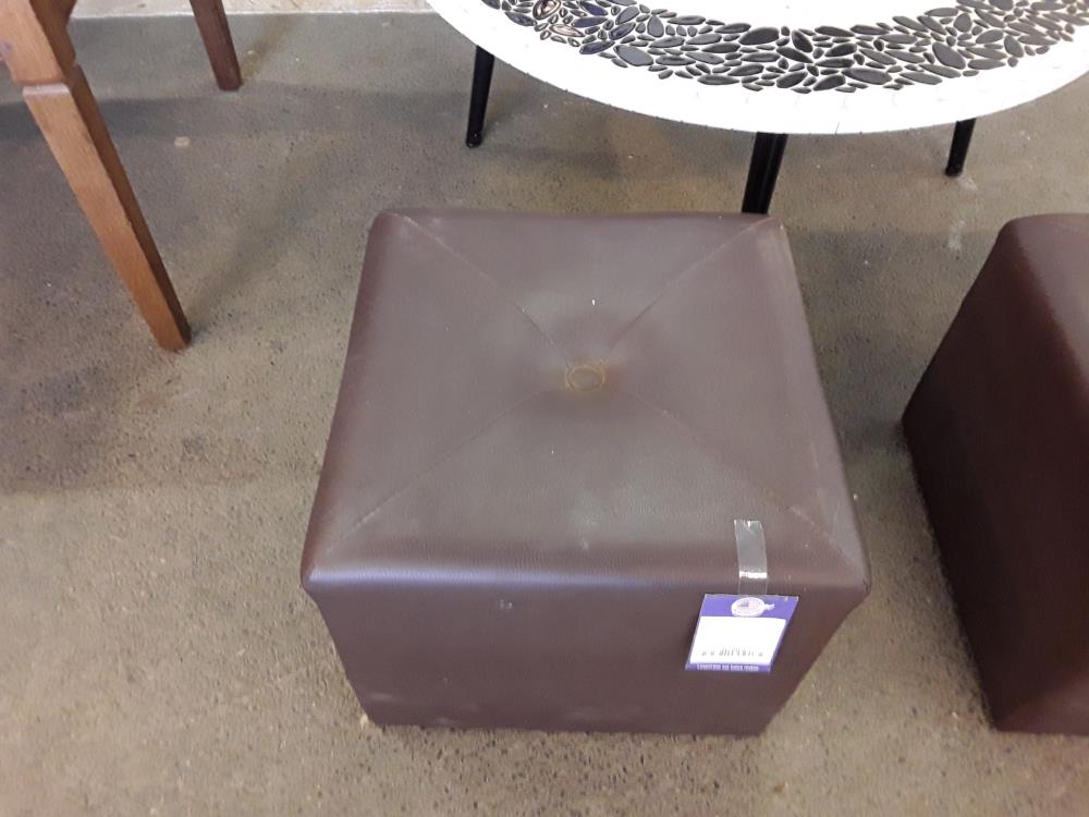 POUF REPOSE PIED 