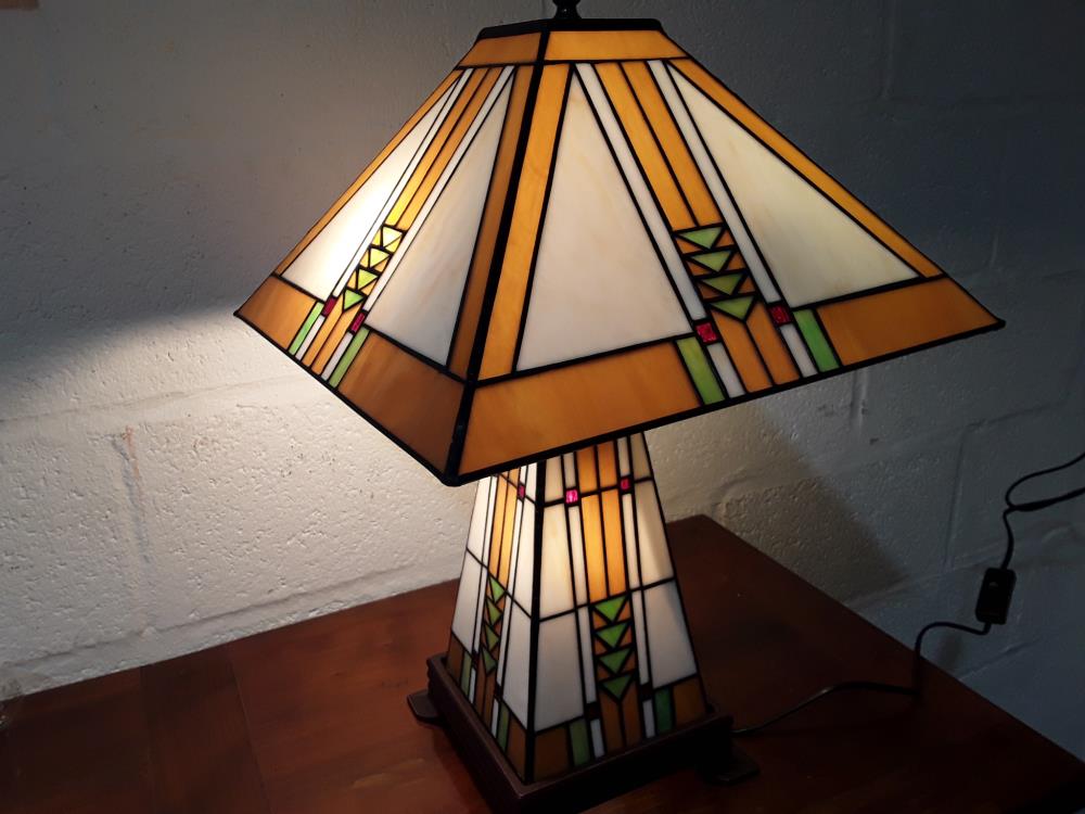 LAMPE TIFFANY ÉCLAIRAGE D'EMBIANCE DECO VINTAGE 906