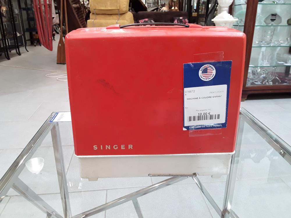 MACHINE À COUDRE ENFANT