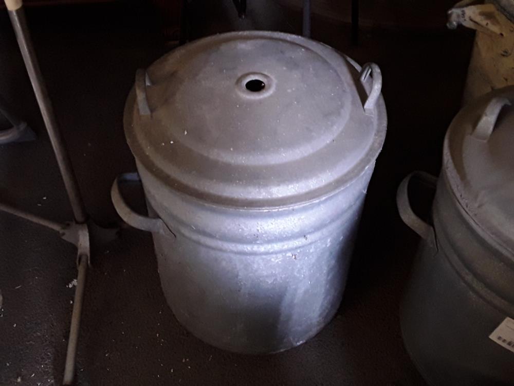 CASSEROLE À STÉRILISATION 