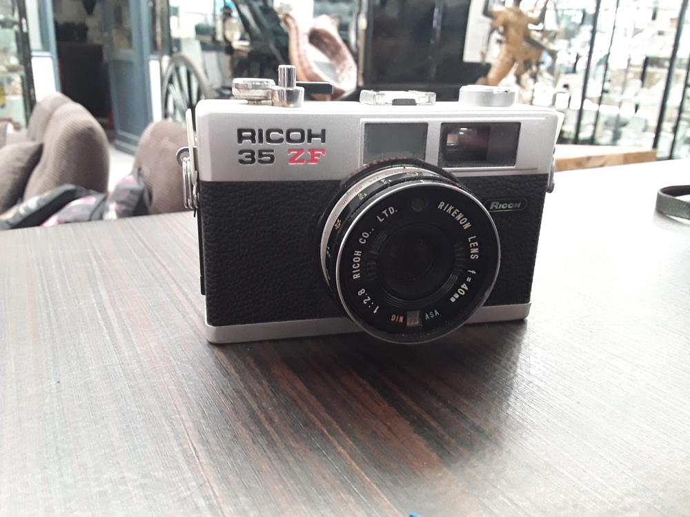 APPAREIL PHOTO RICOH 35 ZF