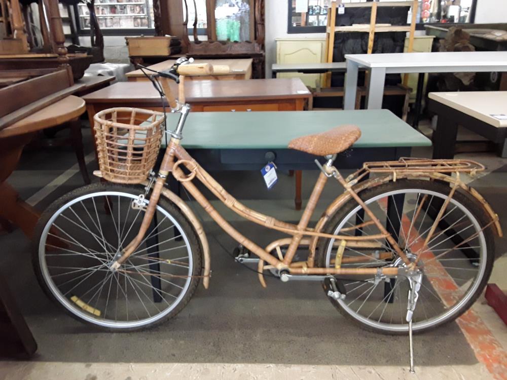 VELO EN BAMBOU VIETNAM