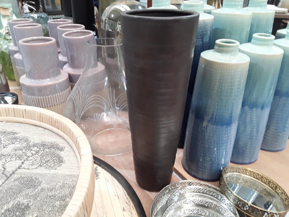 VASE CONIQUE 