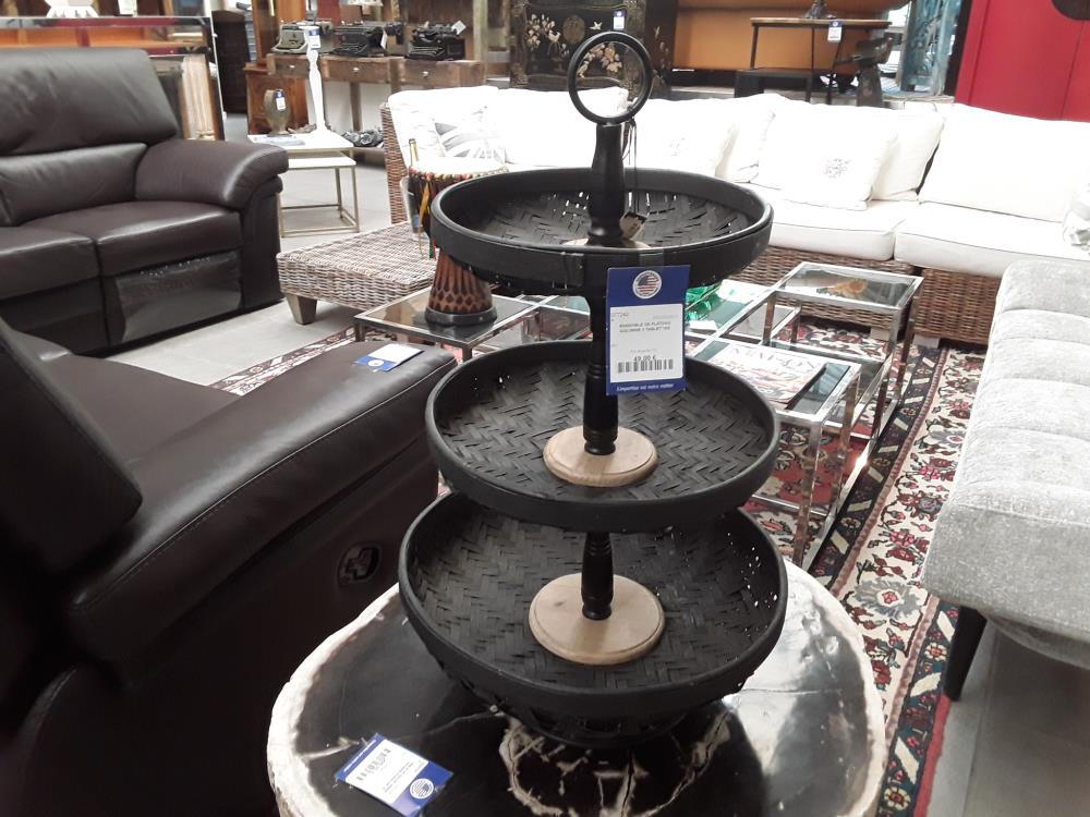 ENSEMBLE DE PLATEAUX COLONNE 3 TABLETTES 