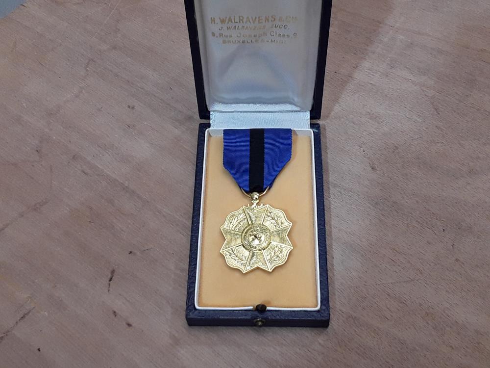 MÉDAILLE LÉOPOL