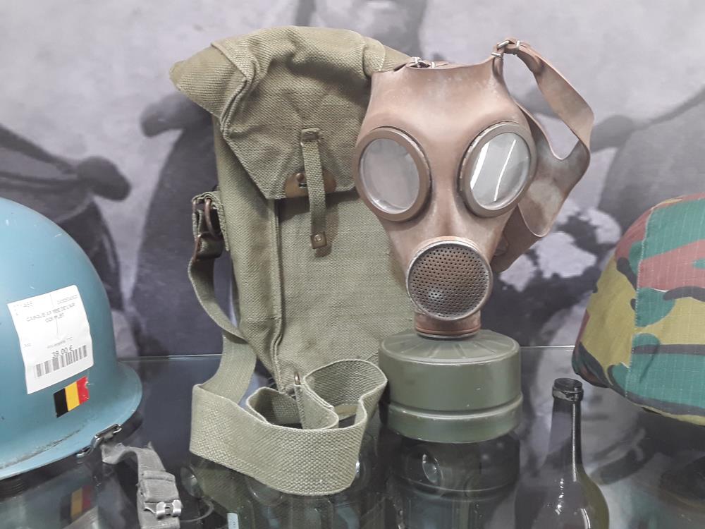 MASQUE ANTI-GAZ TYPE ANGLAIS