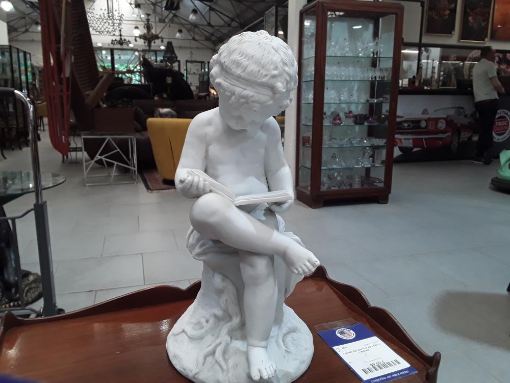 POSTURE 19EME EN PORCELAINE DE SEVRES D'APRES CHARLES GABRIEL SAUVAGE