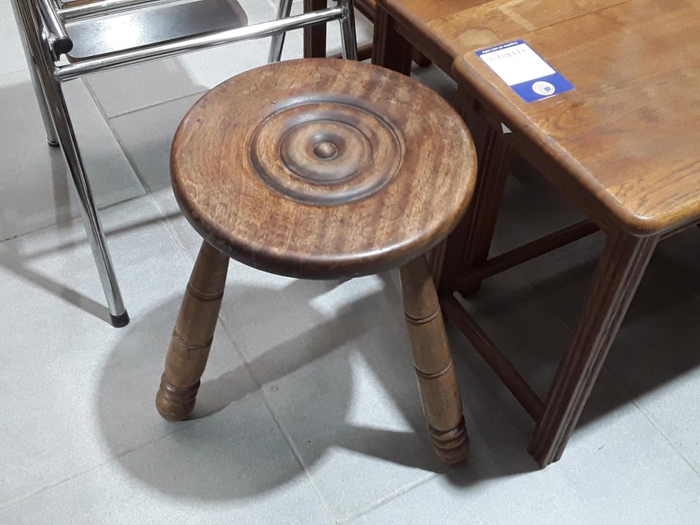 PETIT TABOURET BOIS