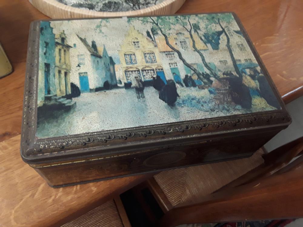 BOÎTE MÉTALLIQUE ROI BAUDOUIN