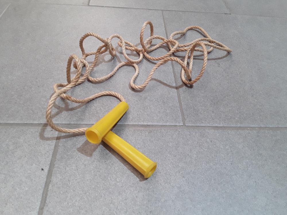 CORDE À SAUTER 