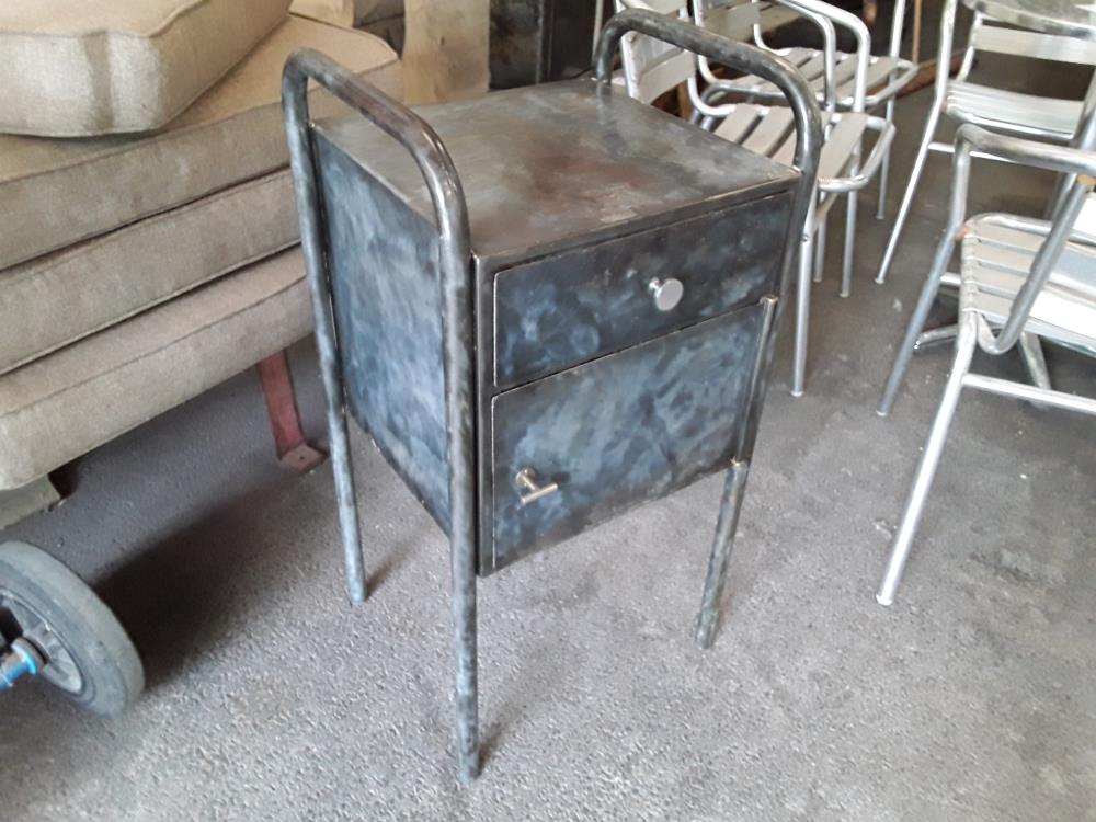 MEUBLE METAL ANNEE 50 DECO LOFT
