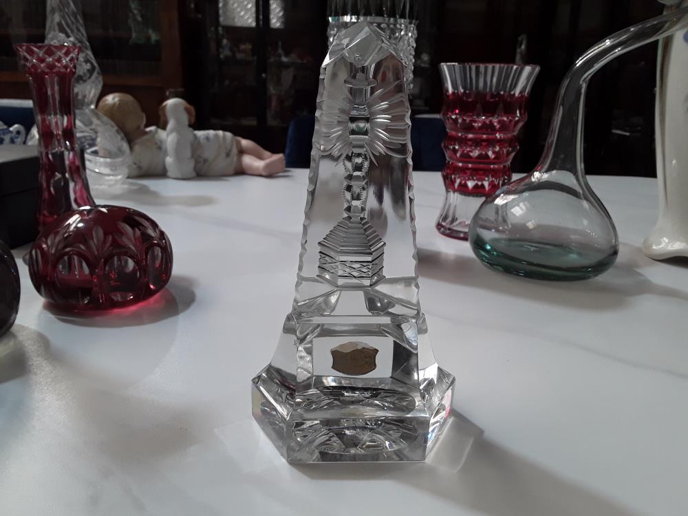 PRISME OBÉLISQUE  VAL SAINT LAMBERT TAILLÉ 