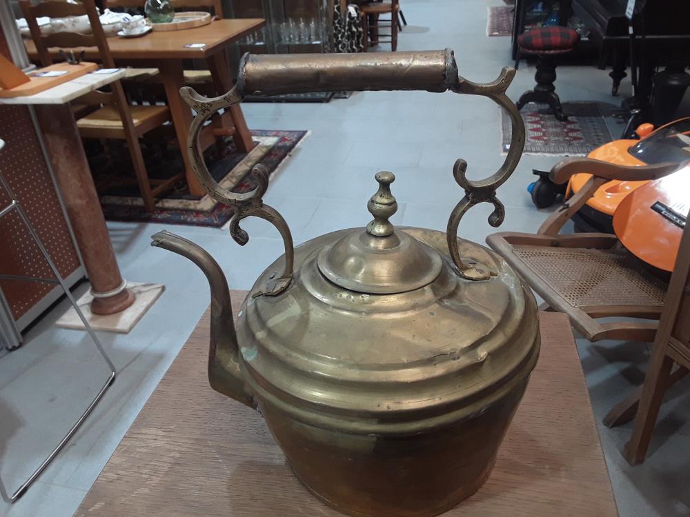 CAFETIERE EN CUIVRE DECO 