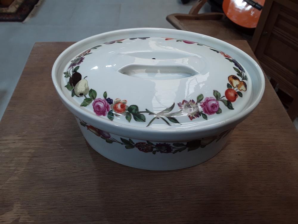 PLAT TERRINE PORCELAINE DE PARIS 