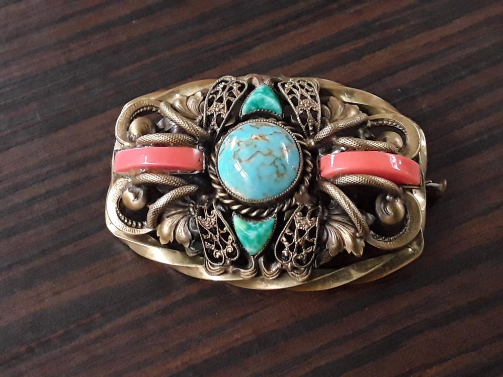 BROCHE  DE STYLE ART DECO 5,5CM/4CM