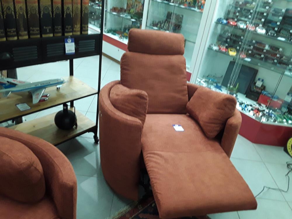 FAUTEUIL DESIGN  A BASCULE ET RELAX ÉLECTRIQUE