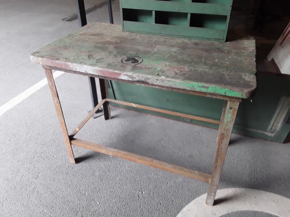 TABLE DECO GARAGE VINTAGE 