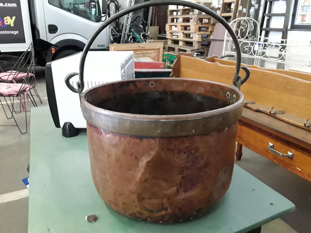 CHAUDRON EN CUIVRE 