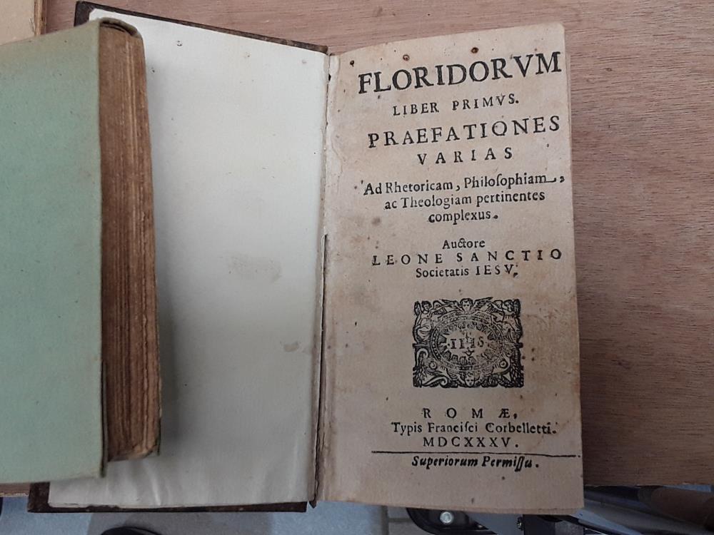 LIVRE EN 2 TOMES 1636 PAR LEONE SANCTIO