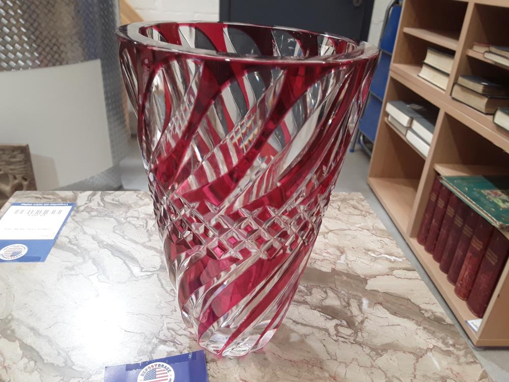 VAL SAINT-LAMBERT TAILLE MOYENNE COULEUR ROUGE