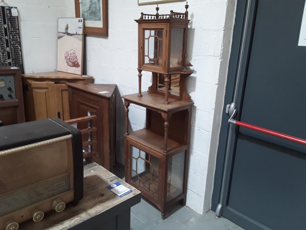 VITRINE OBJETS DE CURIOSITÉ FIN 19EME 