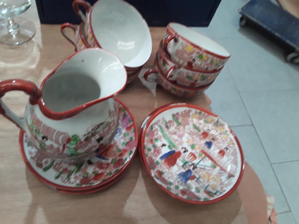 SERVICE A THE EN PORCELAINE JAPONAIS