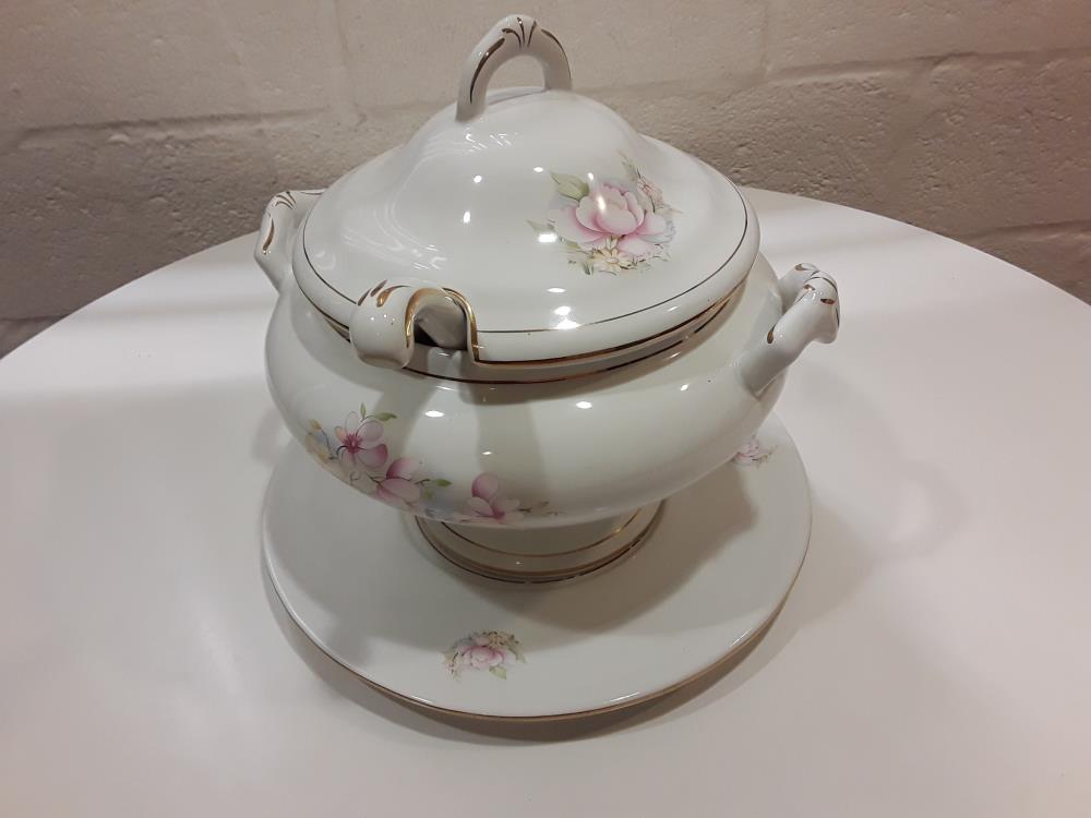 SOUPIÈRE DÉCOR VIEUX ROSE 