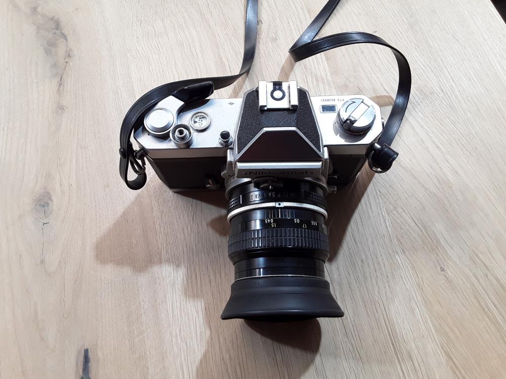 APPAREIL PHOTO NIKKORMAT FT2 AVEC OBJECTIF