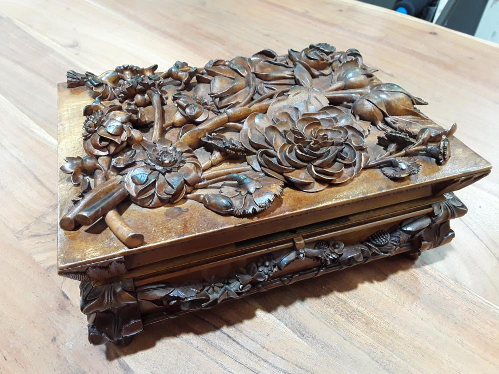 BOITE SCULPTEE TRAVAIL DE GARDIEN DE PHARE 