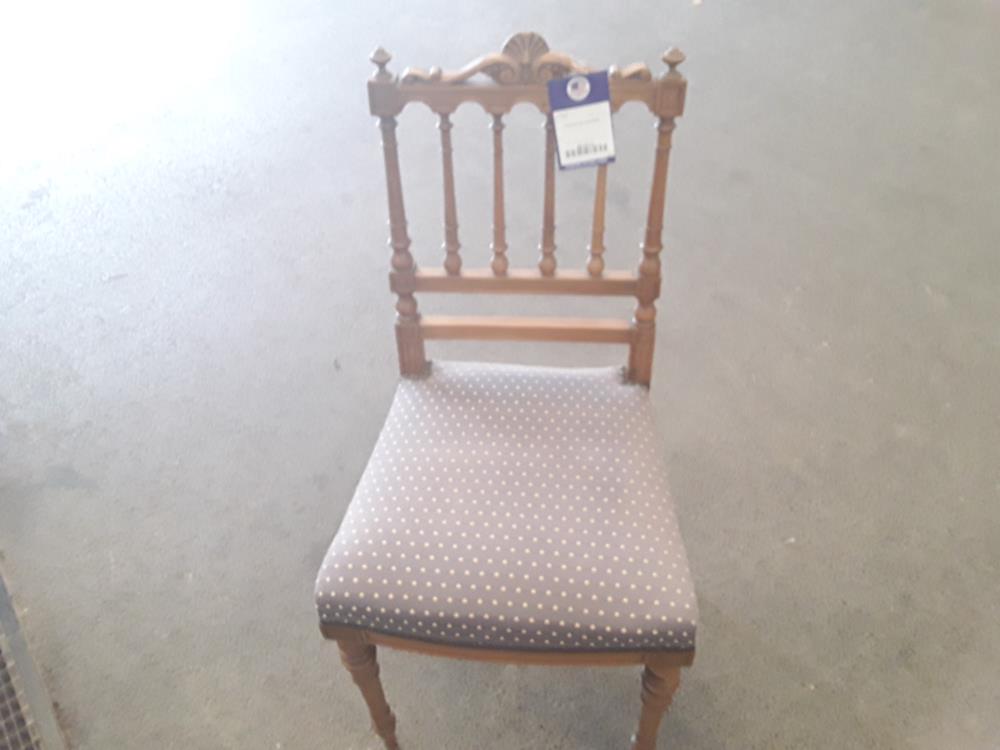 CHAISE DE CHAMBRE 