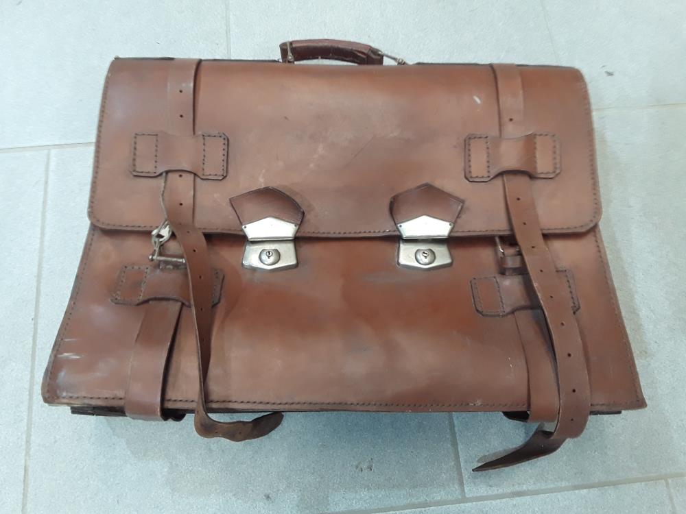 MALETTE EN CUIR ARMÉE ALLEMANDE WW2