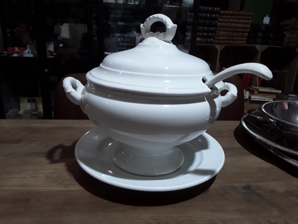 SOUPIÉRE EN FAIENCE 