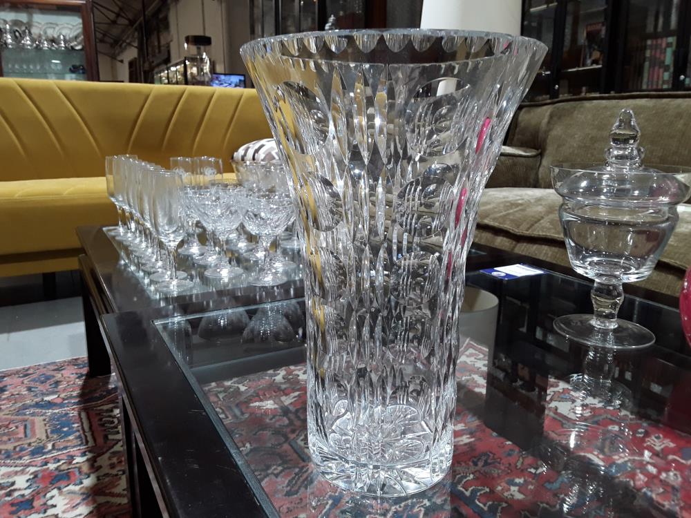  VAL SAINT LAURENT VASE 