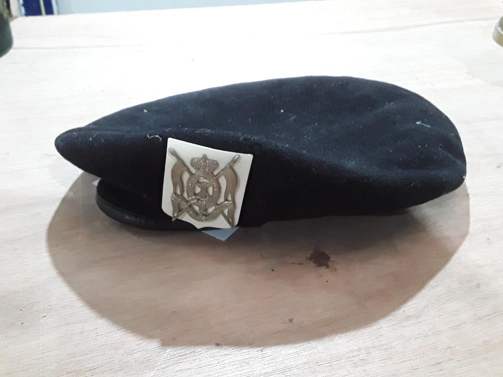 BERET 