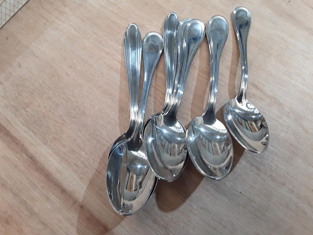 LOT DE CUILLERES EN INOX