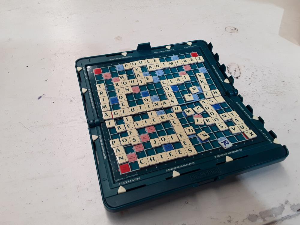 SCRABBLE DE POCHE 