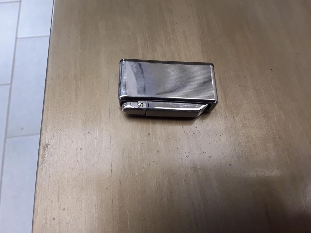 BRIQUET CHROMÉ 
