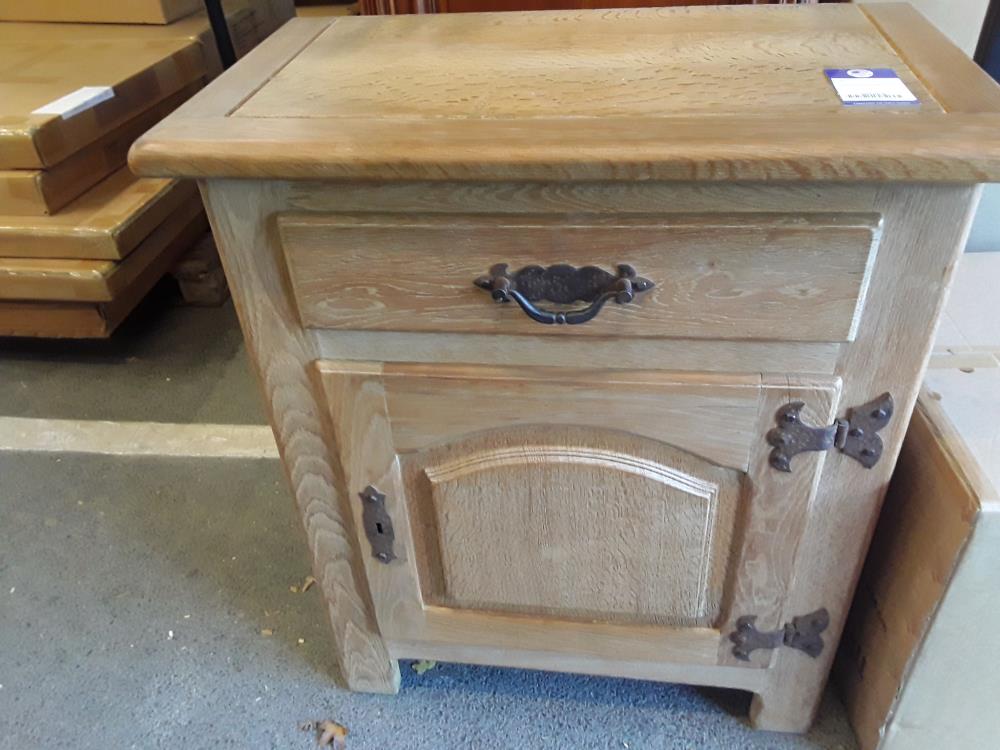 CONFITURIER EN CHENE + CLÉ