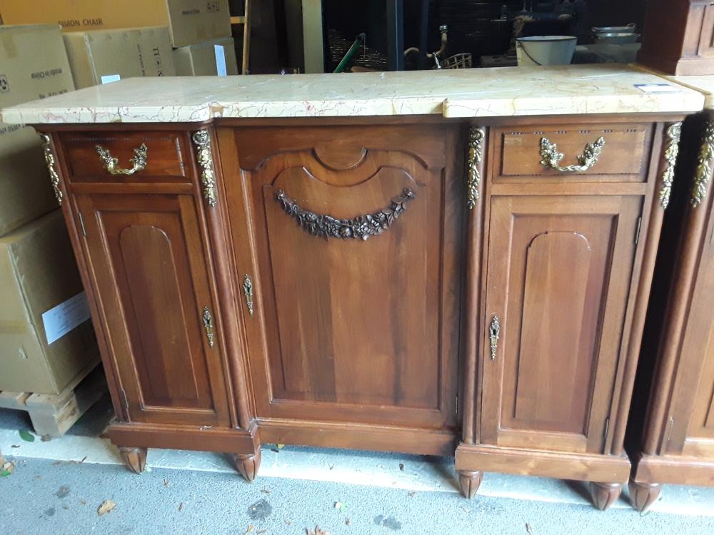 MEUBLE FIN 19EME EN ACAJOU 