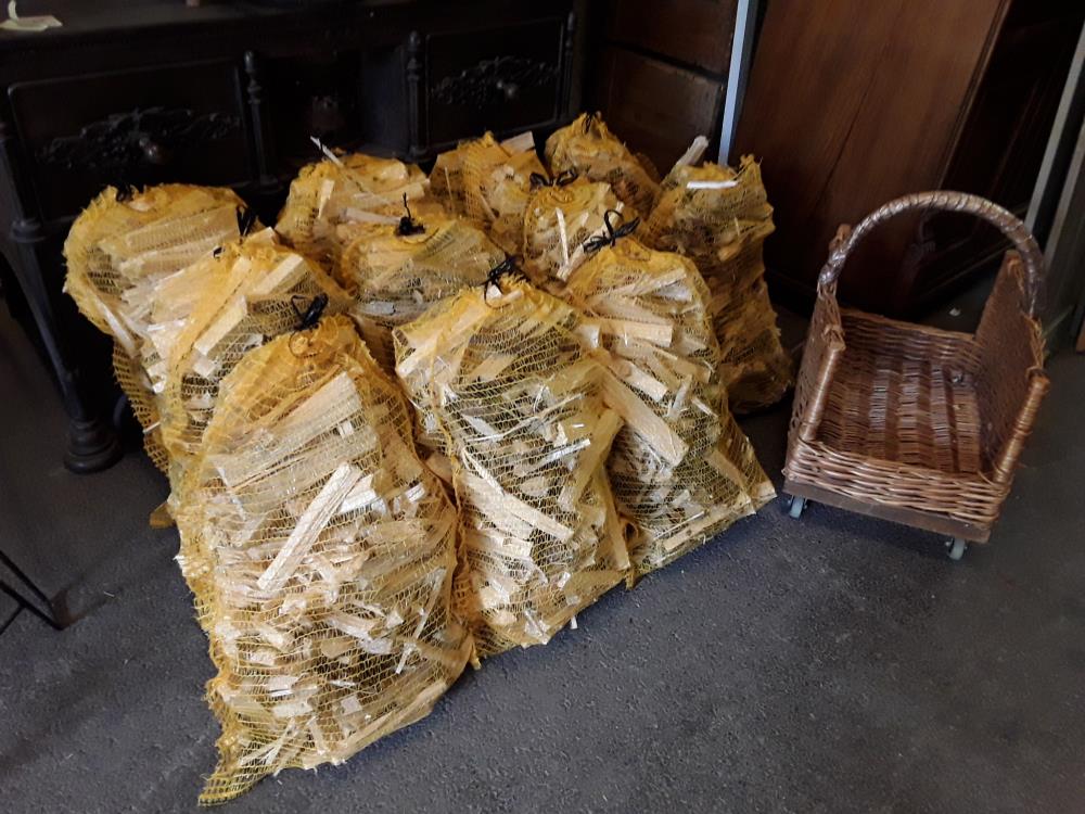 BOIS DE CHAUFFAGE ALLUMAGE 